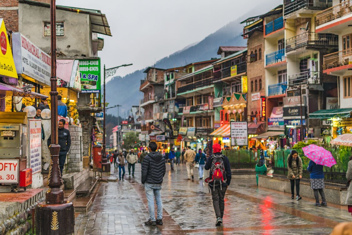 Day 02: Arrival in Manali & Local Sightseeing