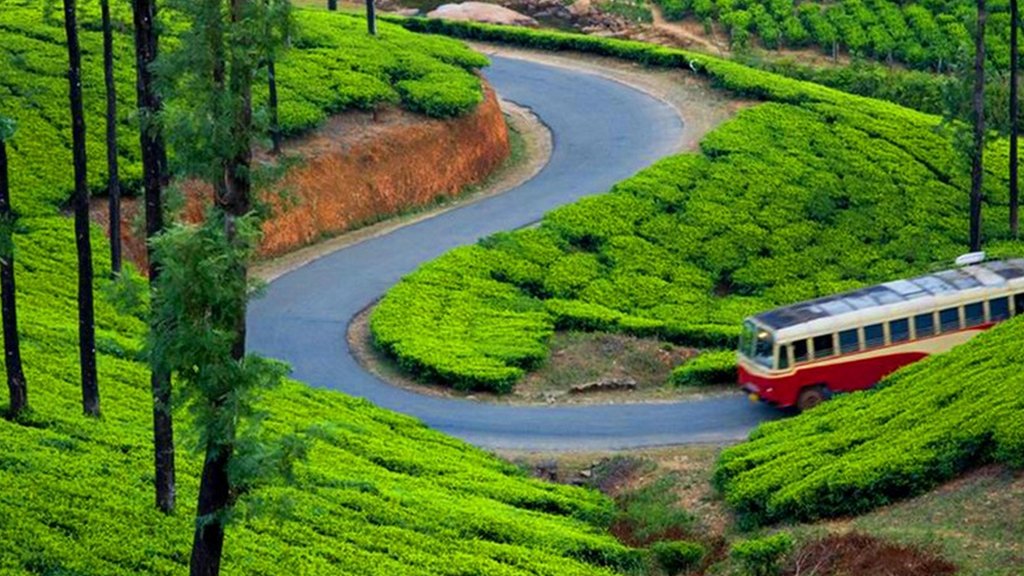 5 Days 4 Nights Kerala Package - Day 03: Munnar – Alleppey itinerary image